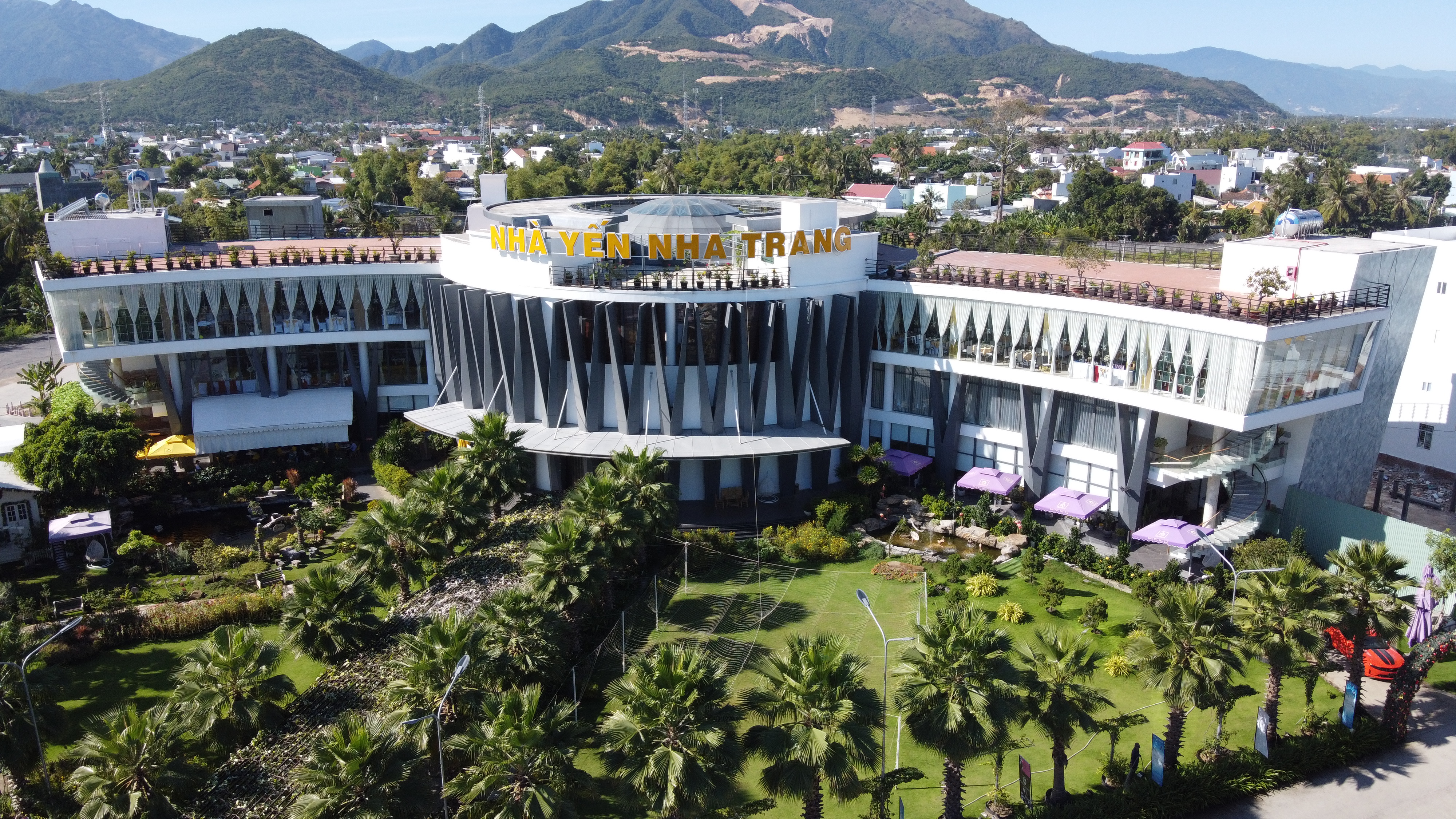 Làng Yến Nha Trang